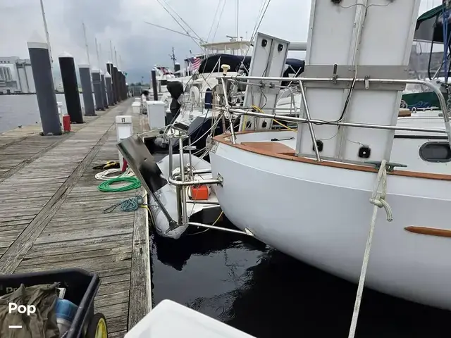 Westsail 42