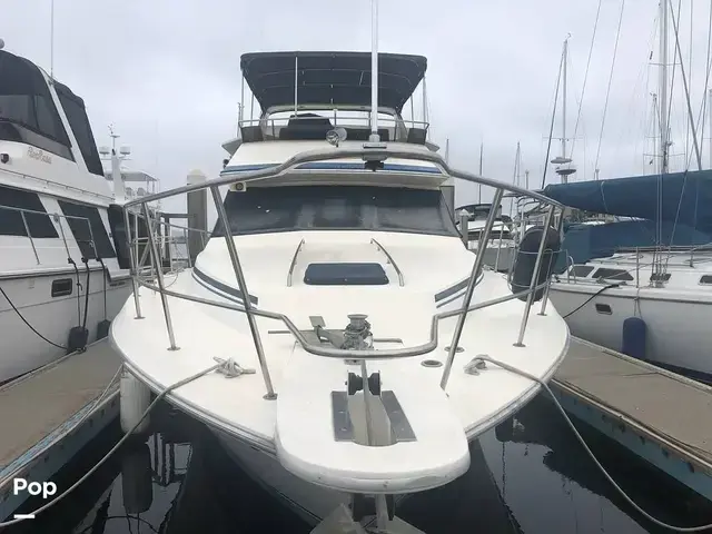 Sea Ray 410 Aft Cabin