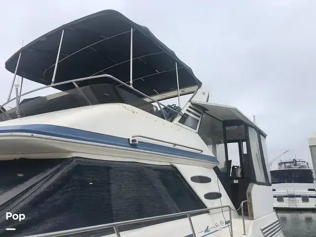 Sea Ray 410 Aft Cabin