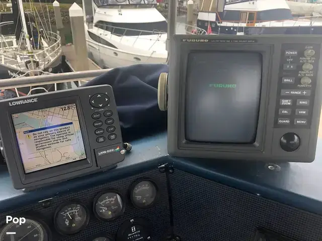 Sea Ray 410 Aft Cabin