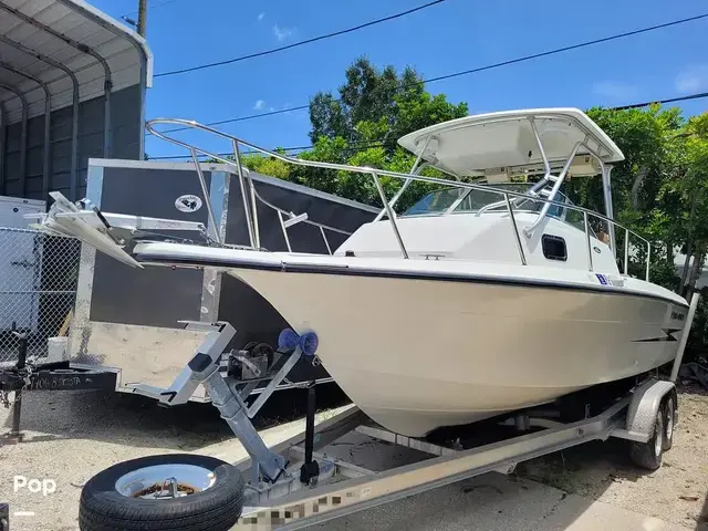 Hydra-Sports Boats 230 Walkaround