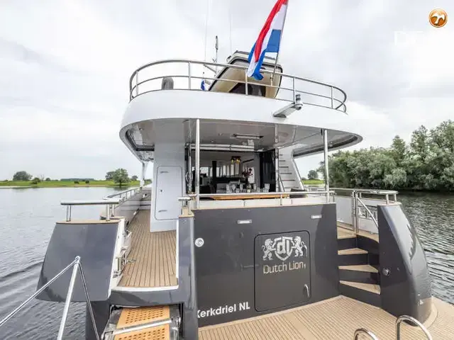 Bloemsma Trawler 70