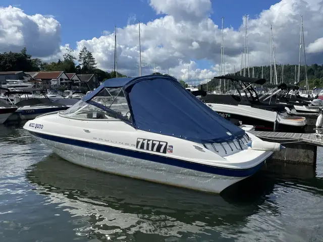 Bayliner 602 Capri Cuddy