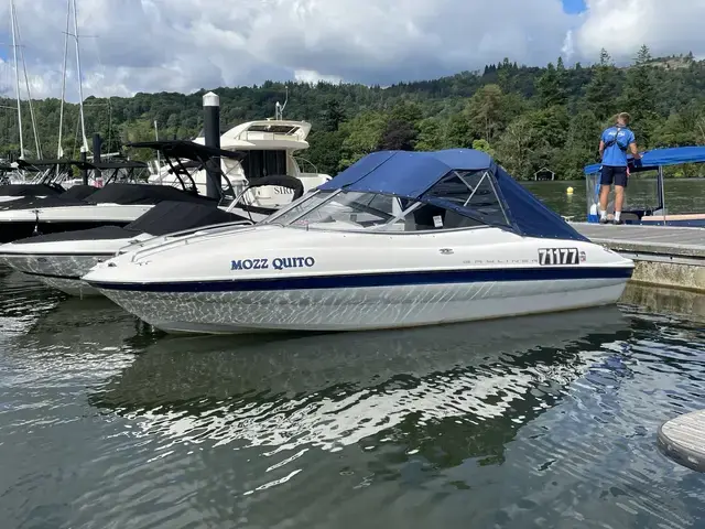 Bayliner 602 Capri Cuddy