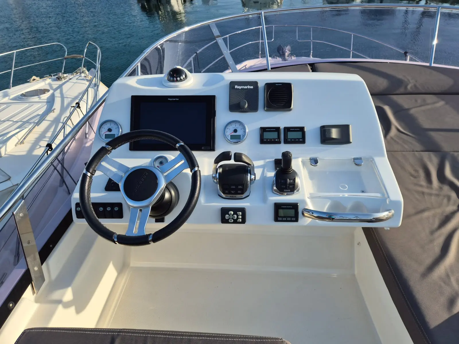 2018 Prestige 460