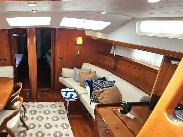 Beneteau 58