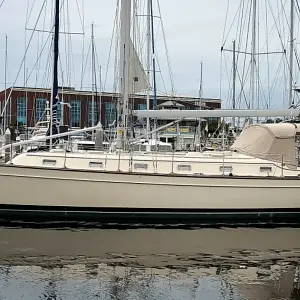 2006 Island Packet 440