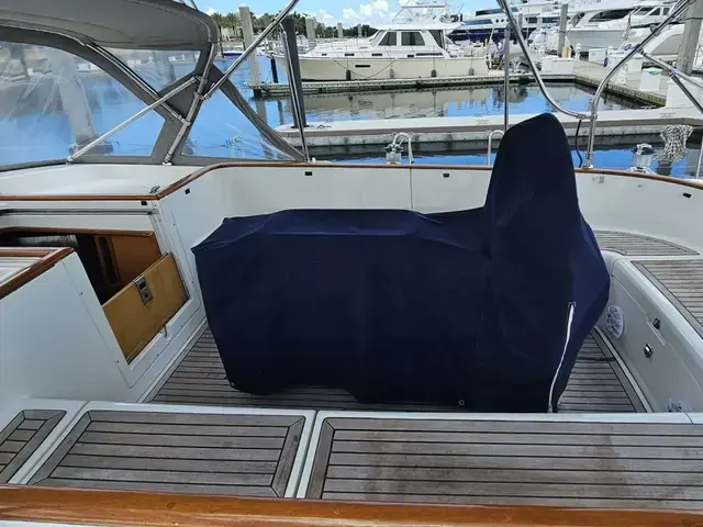 Beneteau 58