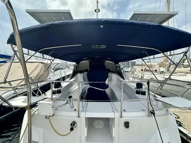 Catalina 385