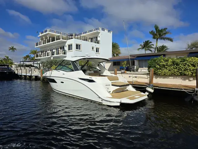 Sea Ray 320 Sundancer