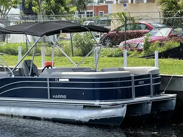 Harris Boats HCX23