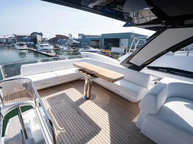 Sunseeker Manhattan 68