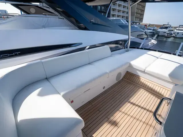 Sunseeker Manhattan 68