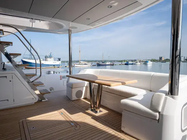 Sunseeker Manhattan 68