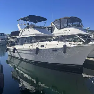 1992 Bayliner 32