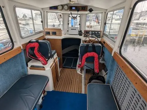 2001 Seaworthy 24