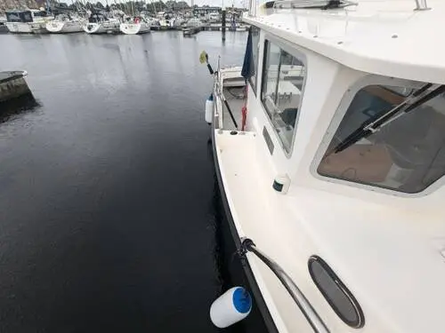 2001 Seaworthy 24