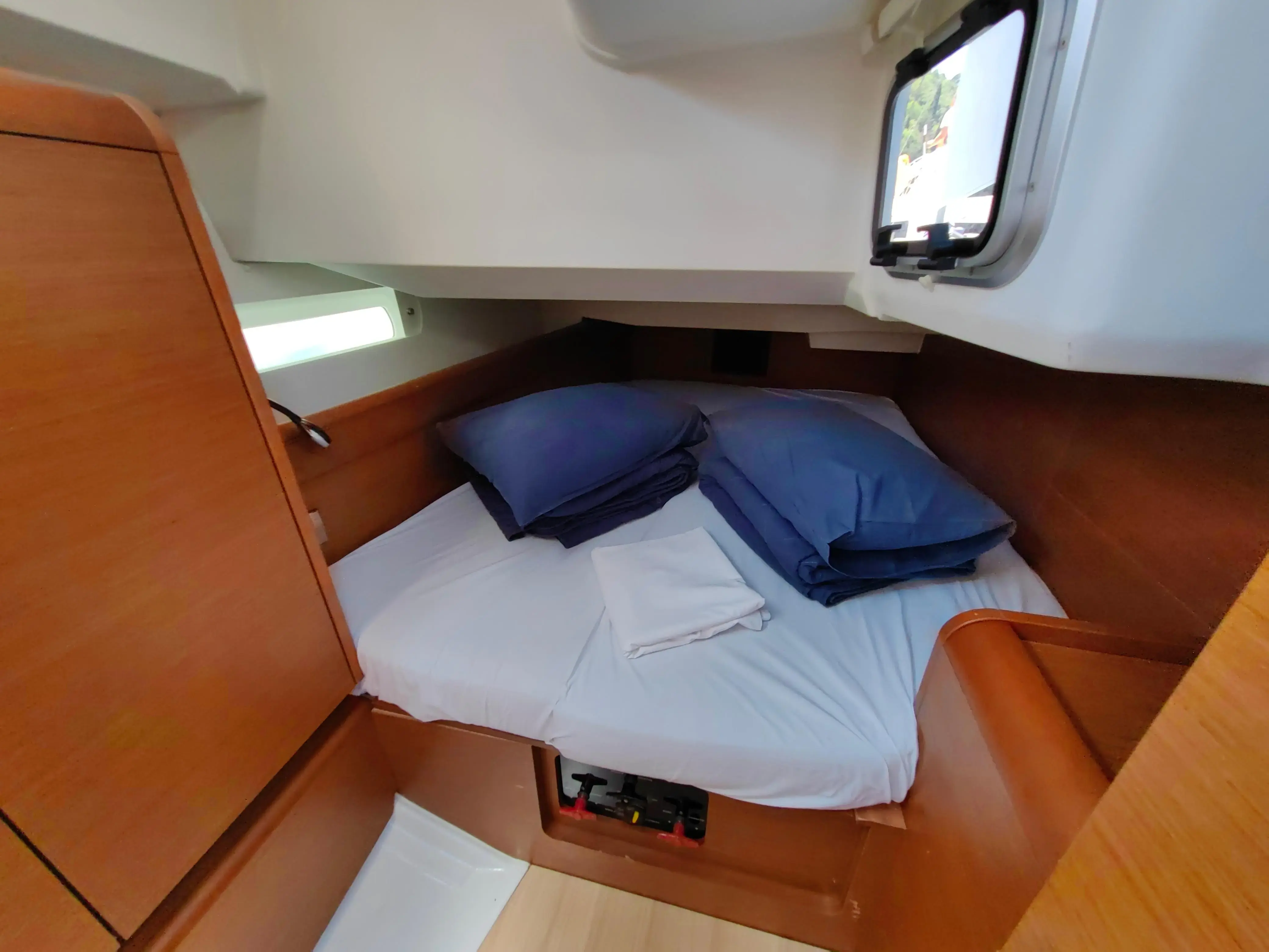 2018 Jeanneau sun odyssey 419