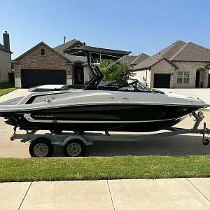 2021 Bayliner VR5