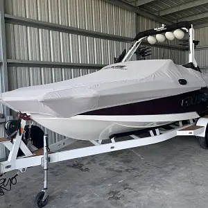 2020 Axis Boats A22