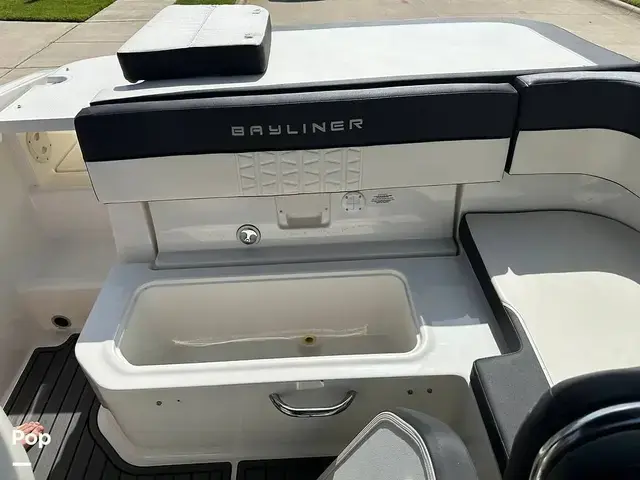 Bayliner VR5