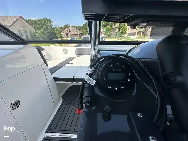 Bayliner VR5