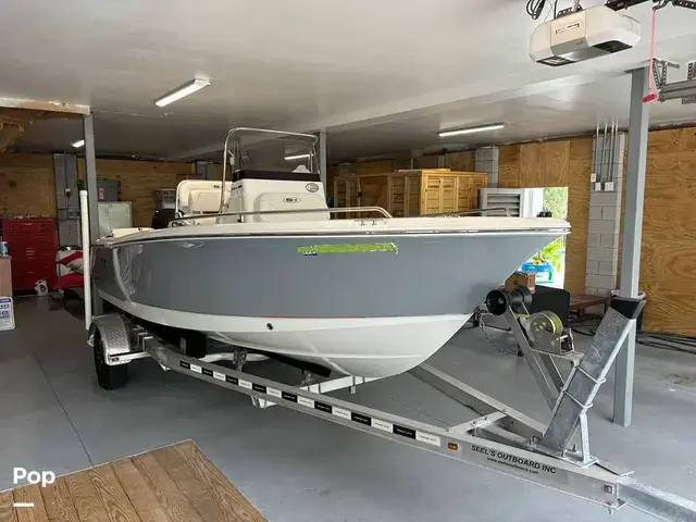 Sea Hunt Boats Triton 188