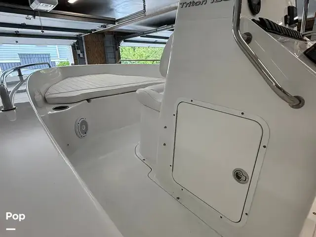 Sea Hunt Boats Triton 188