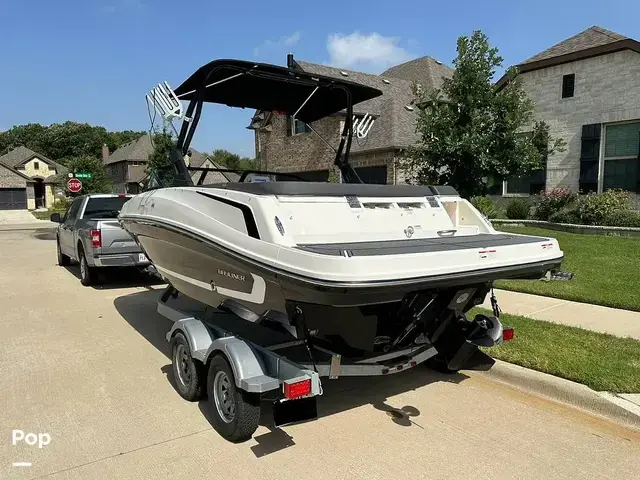 Bayliner VR5