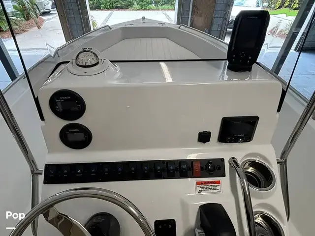 Sea Hunt Boats Triton 188