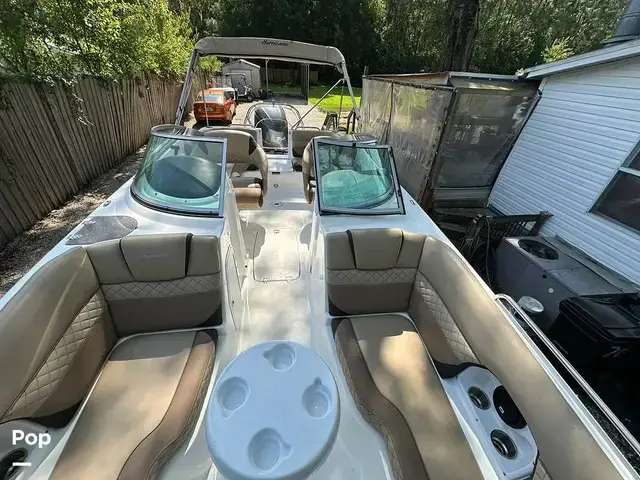 Hurricane SunDeck 2486OB