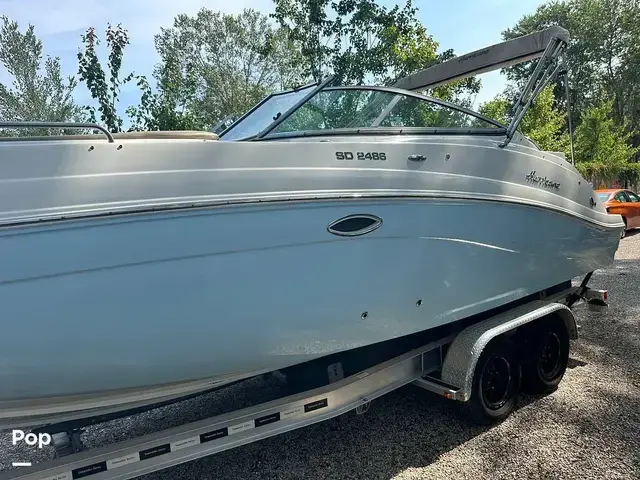 Hurricane SunDeck 2486OB