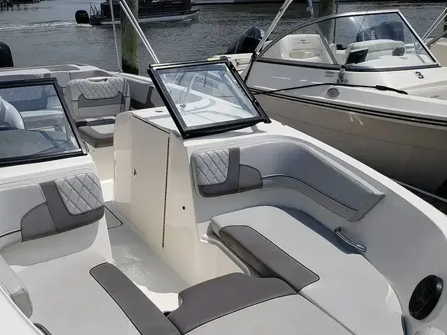 Bayliner VR6 OB