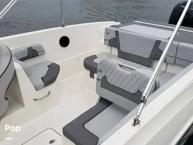 Bayliner Vr6