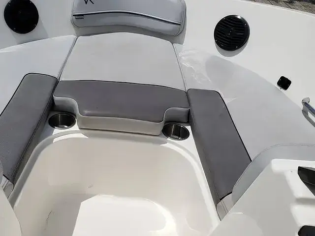 Bayliner VR6 OB