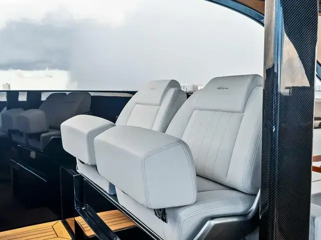 Riva 110' Dolcevita