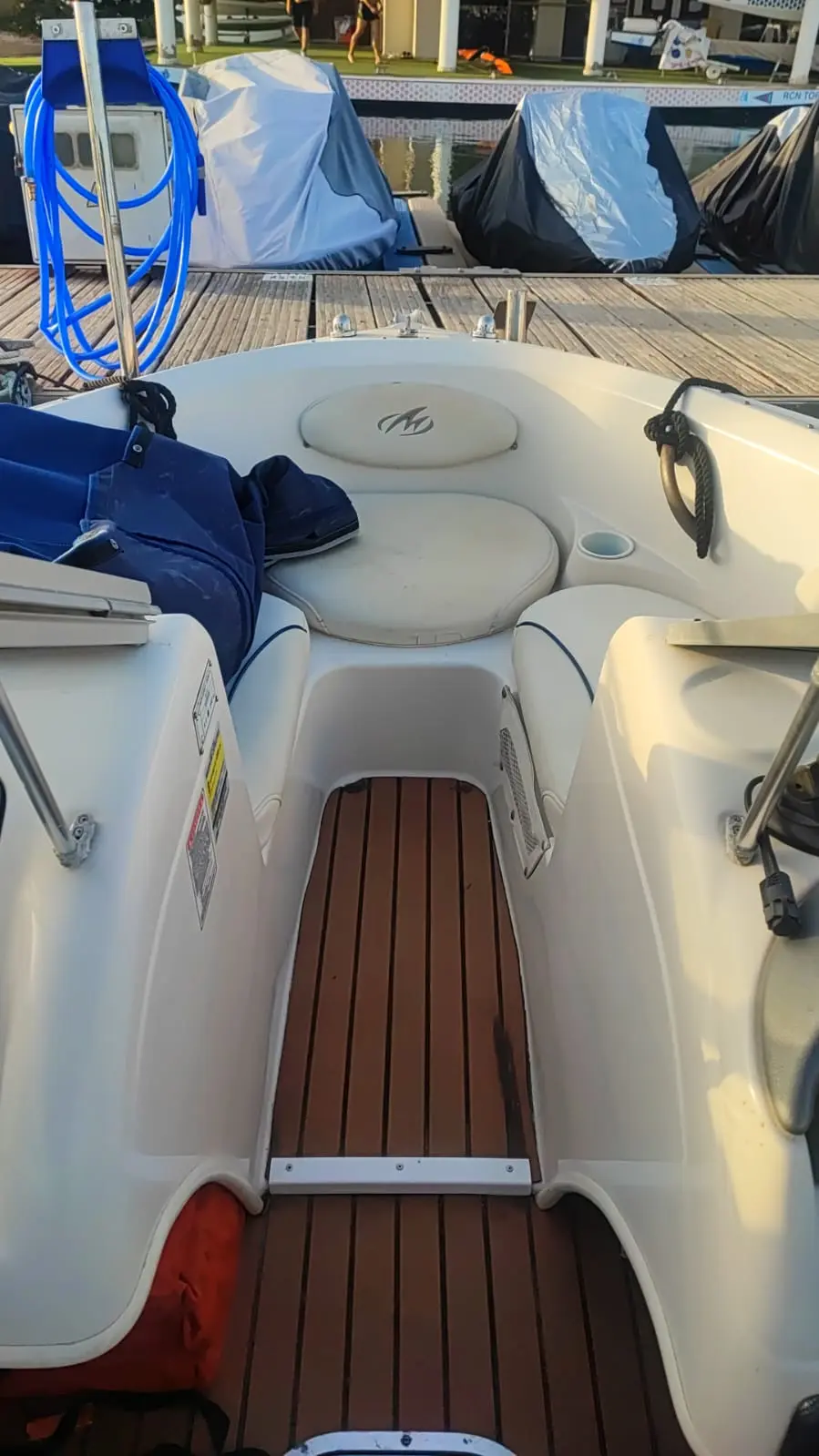 2004 Monterey 180 bowrider