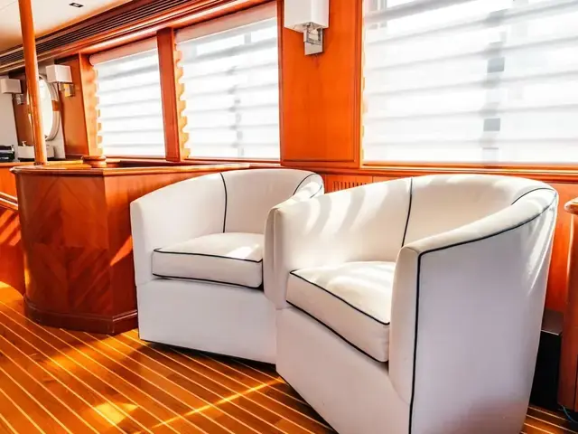 Nordlund Raised Pilothouse