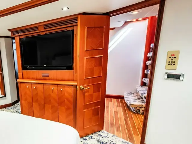 Nordlund Raised Pilothouse