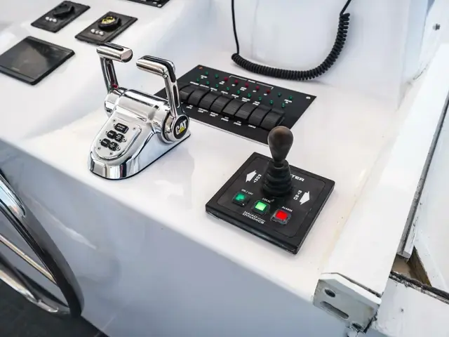 Nordlund Raised Pilothouse