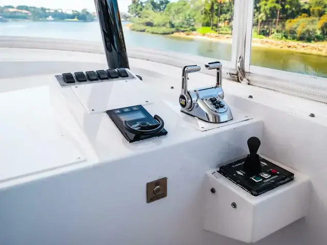 Nordlund Raised Pilothouse