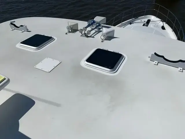 Ocean Alexander Open Flybridge