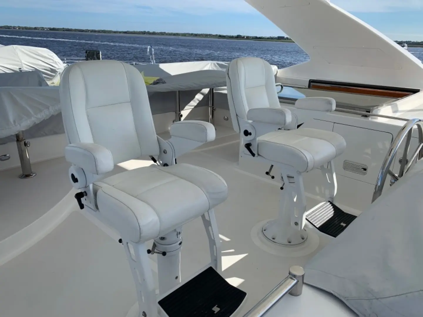 2009 Ocean open flybridge