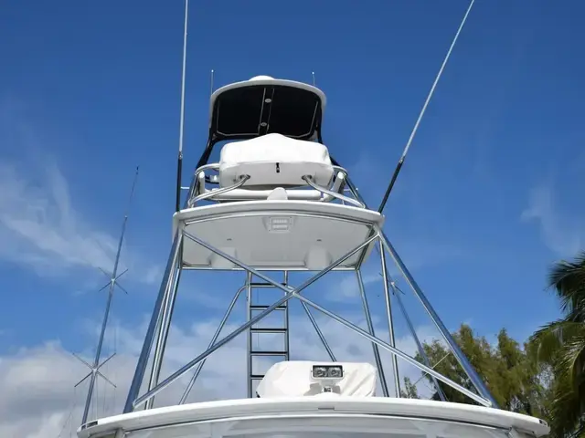 Hatteras 60 Convertible