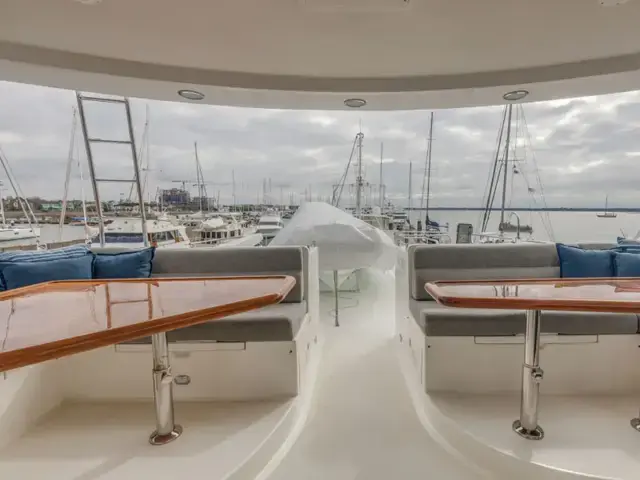 Ocean Alexander Open Flybridge