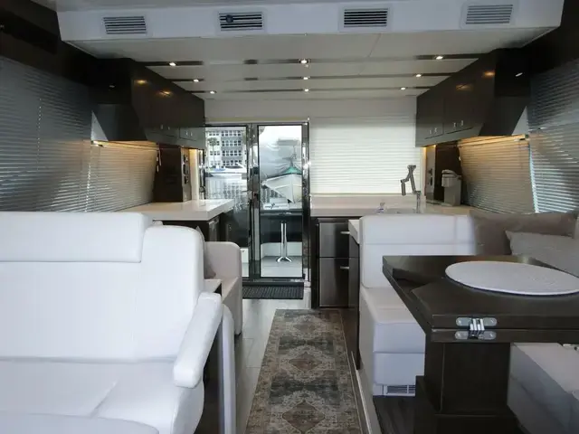 Cruisers Yachts 54 Cantius