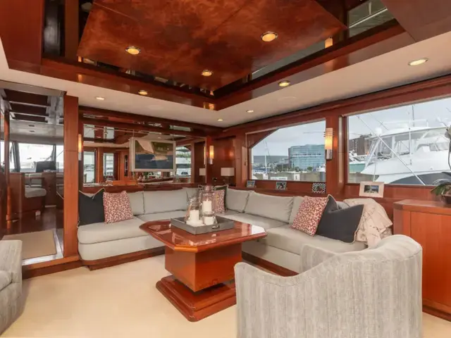 Ocean Alexander Open Flybridge