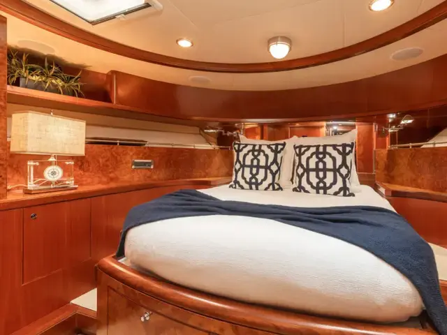 Ocean Alexander Open Flybridge