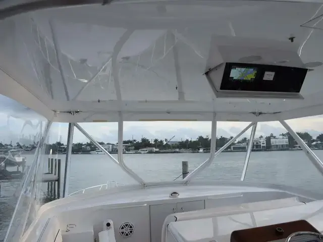 Hatteras 60 Convertible