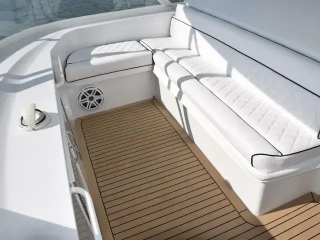 Hatteras 60 Convertible